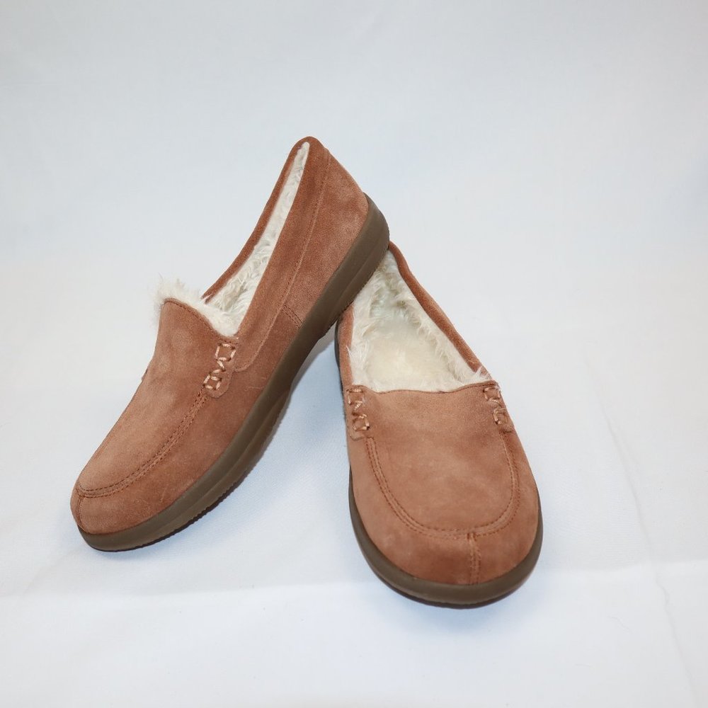 Vionic Lynez Tan Suede Faux Fur Slip On Slippers Moccasin Flats Women's Size 8